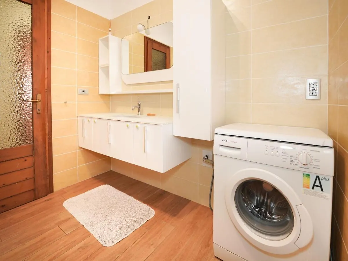 Apartment Gianni By Interhome 카스텔베카나 0*,  이탈리아
